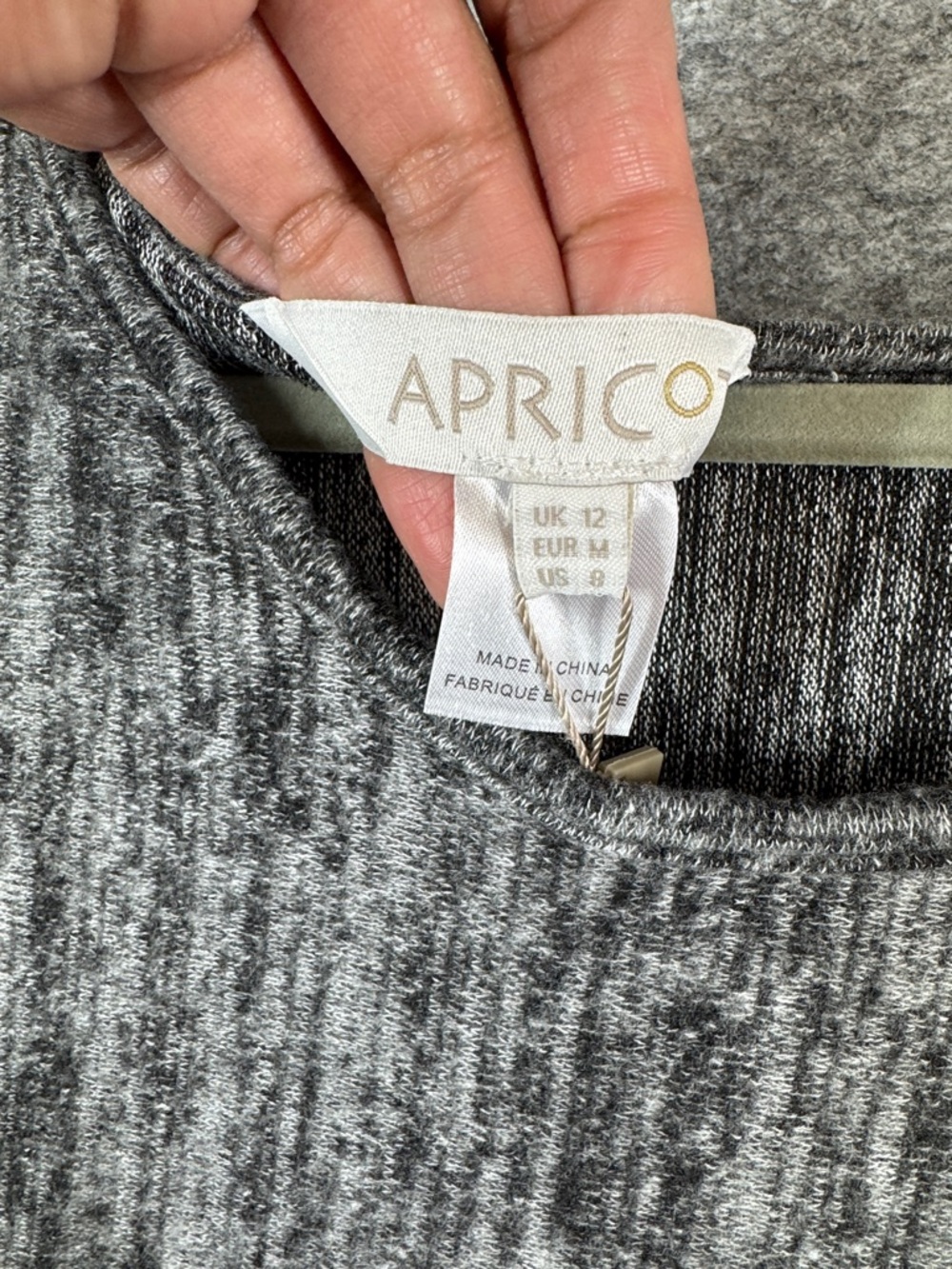 Apricot Heathered Gray High Low Knit Lagenlook Top Minimalist Casual Size 8 - Picture 3 of 10